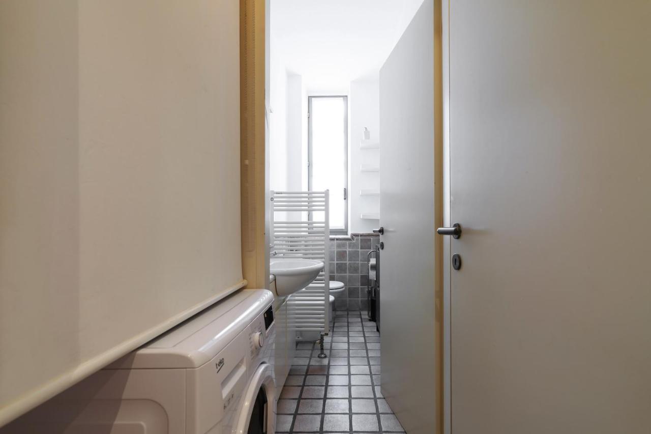 Charming San Babila Apt. Milano Exterior foto